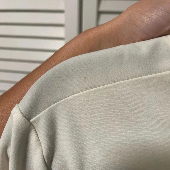 Oscar by Oscar De La Renta Cream and Black Blouse Large - Picture 7 of 10